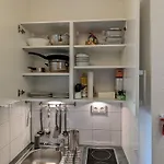 Stylisches Villa-apartment In Schlossgartennaehe شفيرين