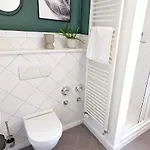 Stylisches Villa-apartment In Schlossgartennaehe شقة شفيرين